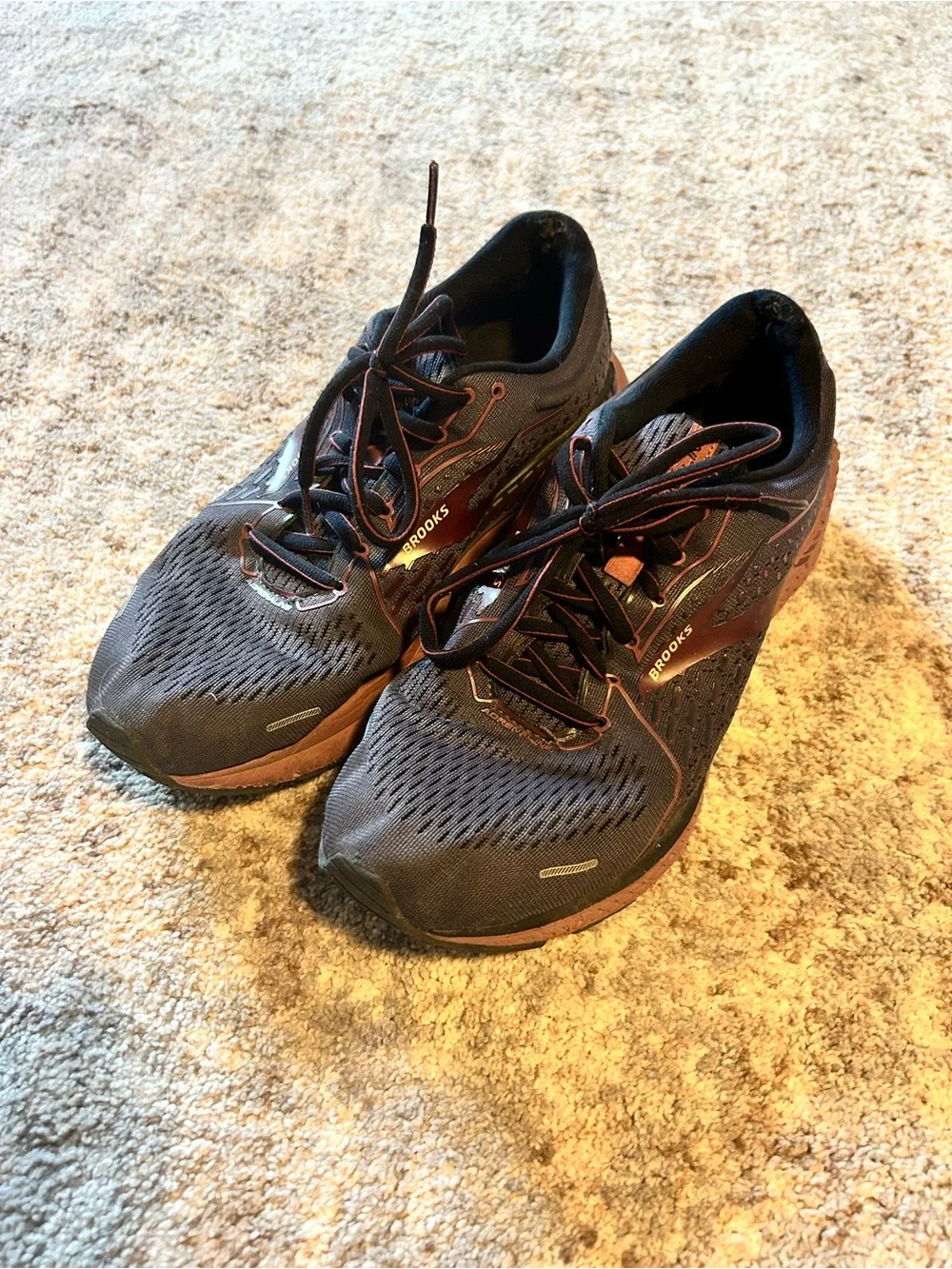 Brooks Women’s Athletic Shoes in Black and Brown 10 WIDE